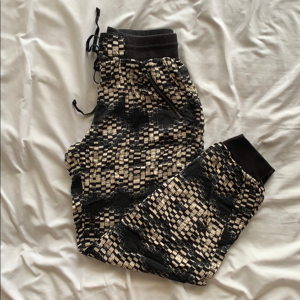 New York & Company Black Joggers Size XS